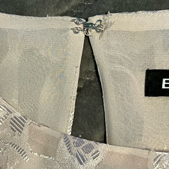 EXPRESS | Shimmery Peplum Pink Top - Picture 4 of 7